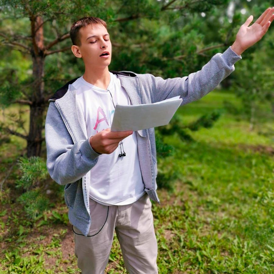 Репетиции в парке. Артикуляционная гимнастика