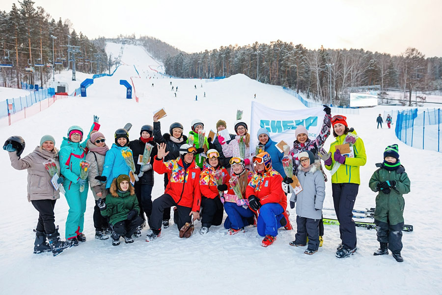 Встречаем весну на горных лыжах