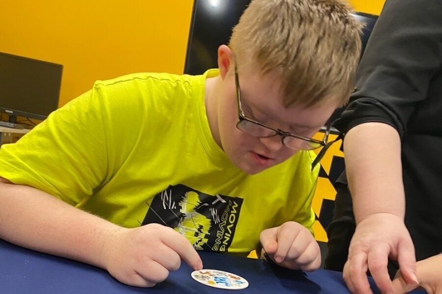 Играем в &laquo;Доббль&raquo;