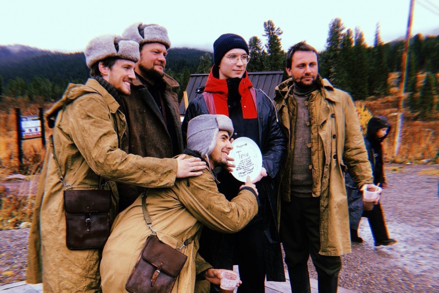 Следим за новыми работами Василия Селюкова. А вам интересно?