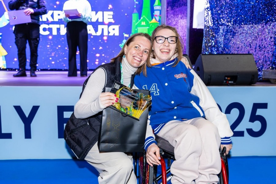 И ещё немного фотографий с церемонии закрытия Фестиваля