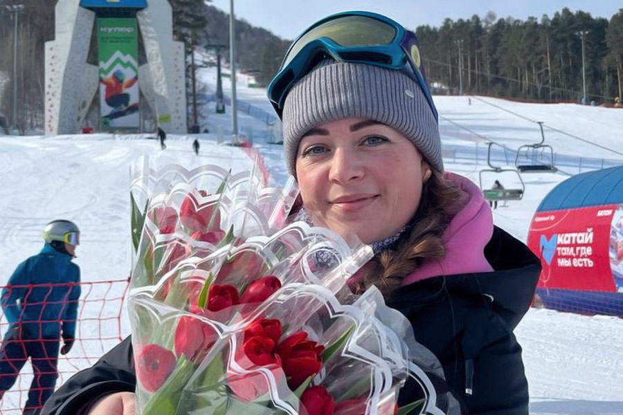 8 Марта на лыжах. Алена Думлер