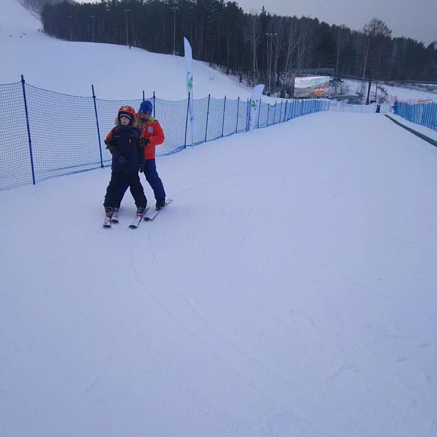 Артем Анисимов