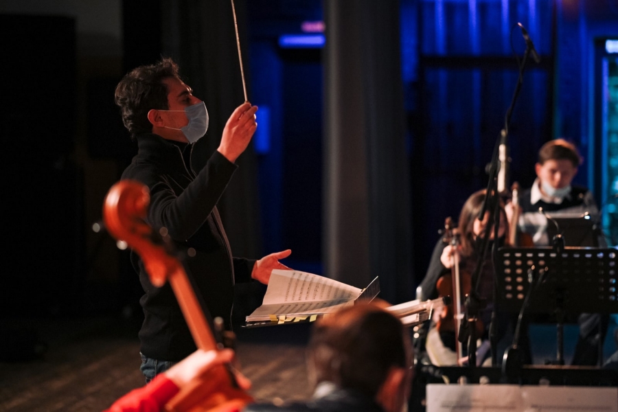 Репетиции актёров театральной студии с Красноярским камерным оркестром