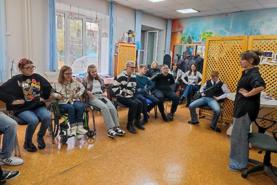 Немного фото с занятия по актерскому мастерству