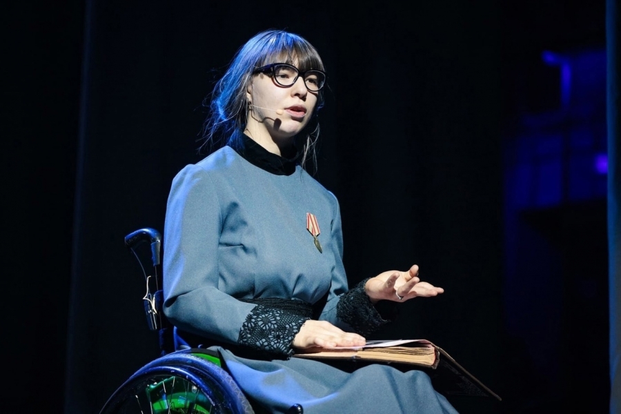 А мы продолжаем вас знакомить с жизнью студии