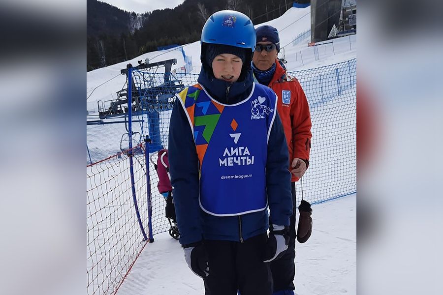 Подгорный Артём продолжает занятия по программе