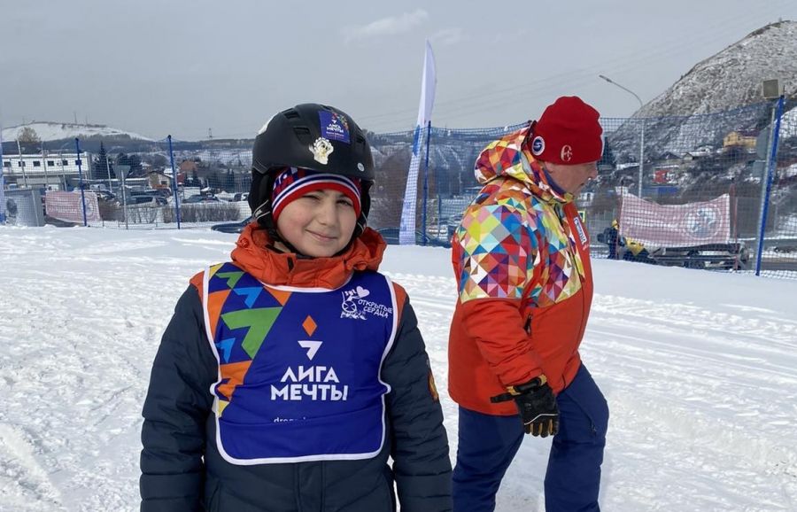 Арутюнян Тигран, первый раз спускался с горы)