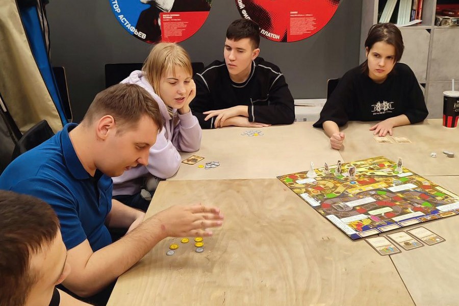 Поиграли в &laquo;Большую бродилку&raquo;