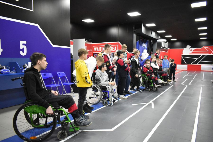 Отметили День рождения команды погружением в новые технологии!