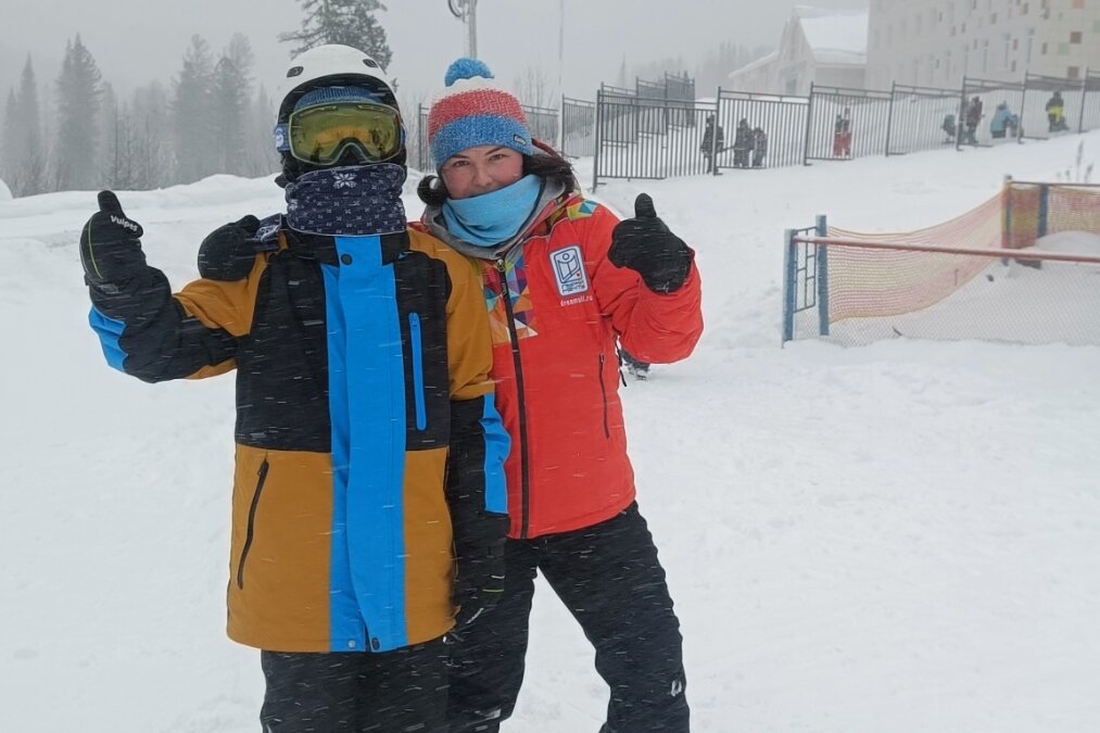 Погода наших не балует. Метёт