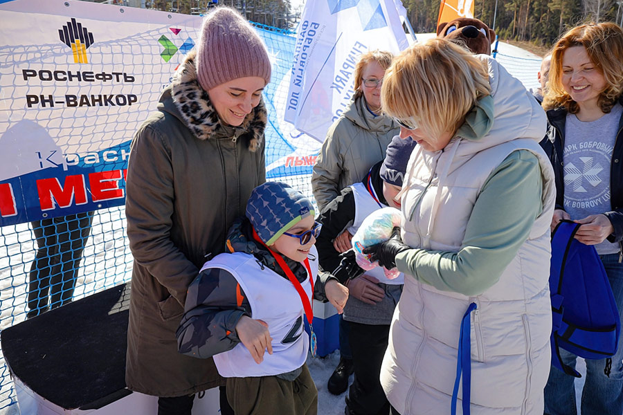 Ждём сердечек для наших участниц