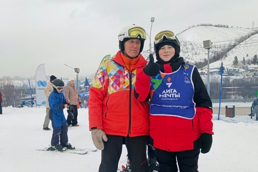 Тимофей от души покатался с любимым тренером