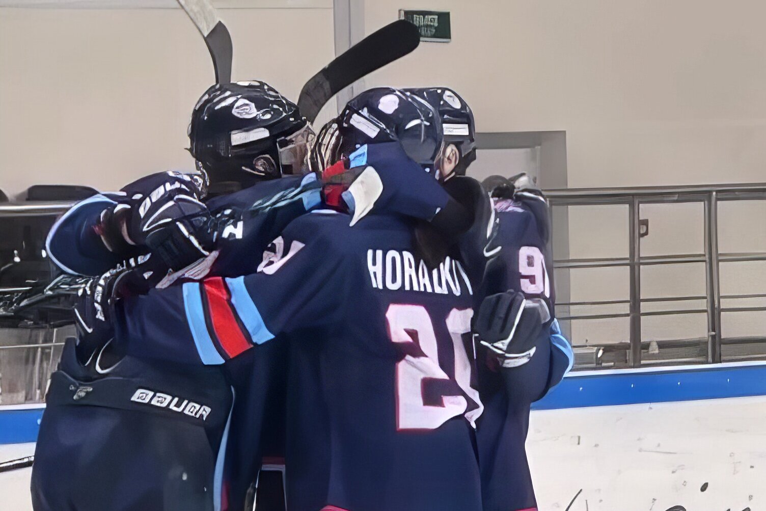 Второй матч финала кубка ЖХЛ в Красноярске!