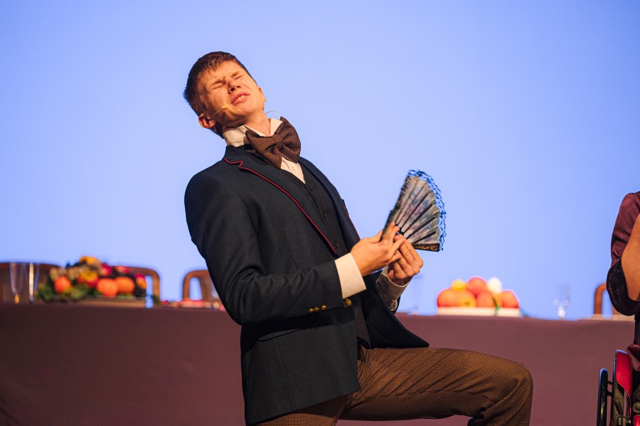 Трансляция спектакля