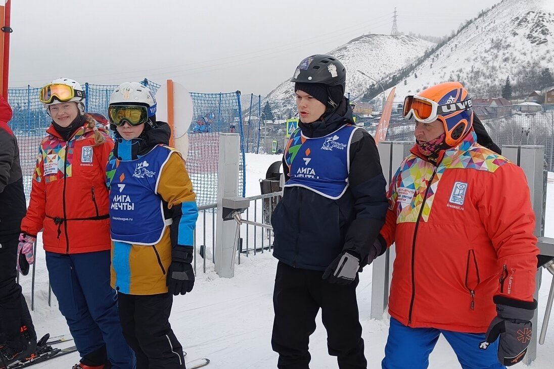 Слава Дядичкин и Антон Сколков