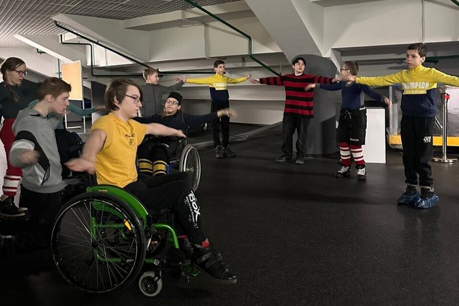 Тренировку начинаем с разминки